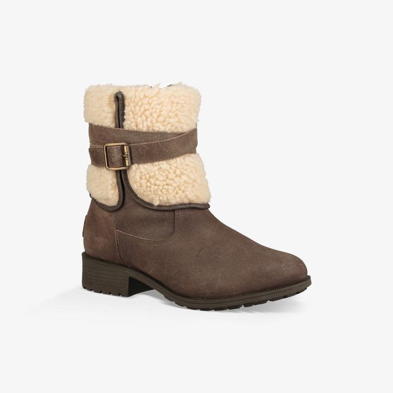 Bottes Classic UGG Blayre Boot III Femme Chocolat Soldes 455CMWLY